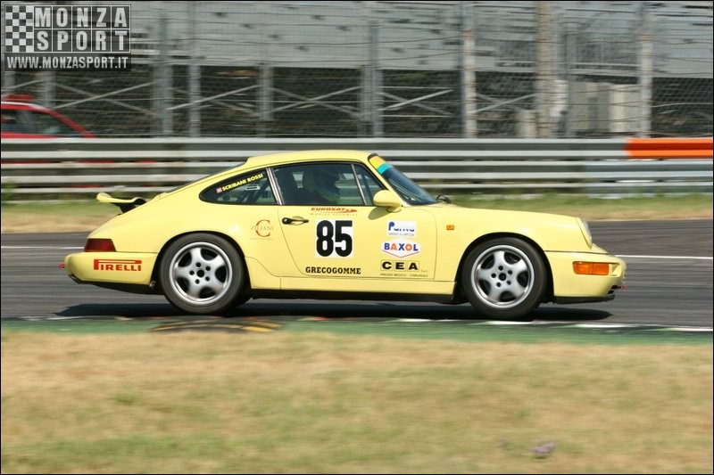 Porsche_01.jpg