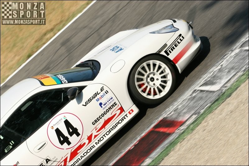 Porsche_10.jpg