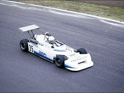 f3_1981_04.jpg