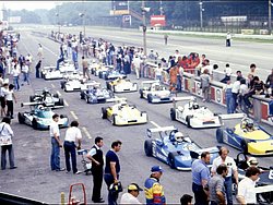 f3_1981_11.jpg