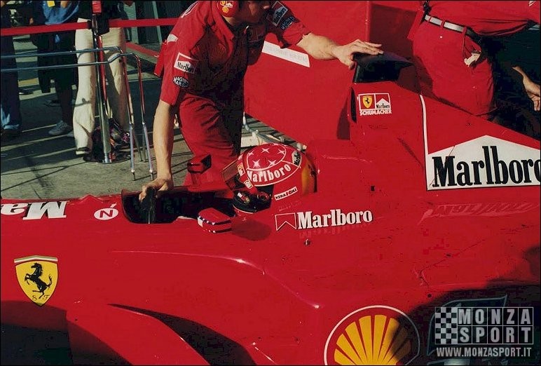 2000_monza_test_formula_1_ 014.jpg