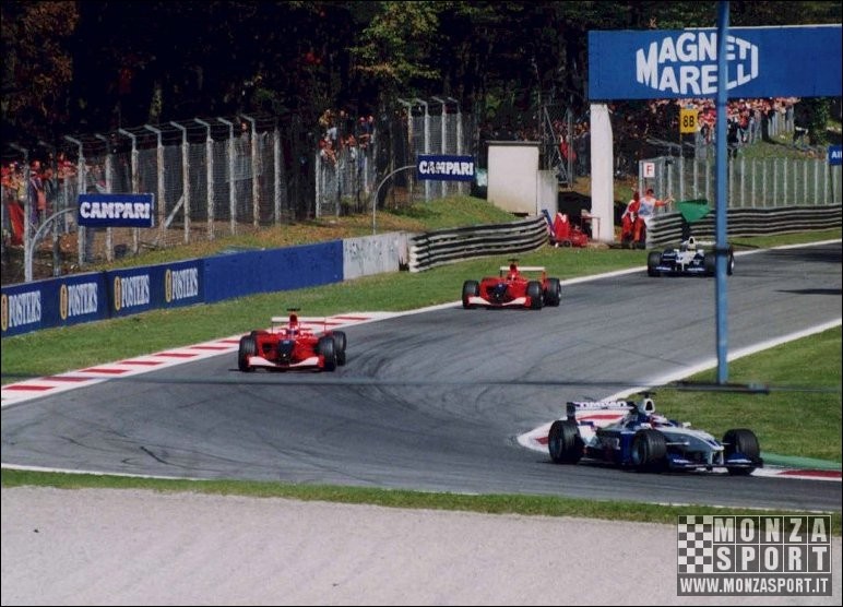 2001_monza_gp_ita_f1_ 004.jpg