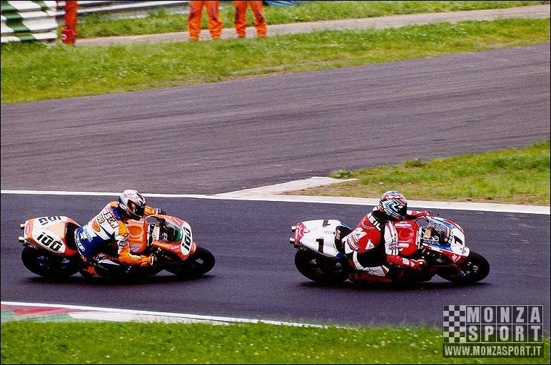 2002_monza_superbike_sbk_ 008.jpg