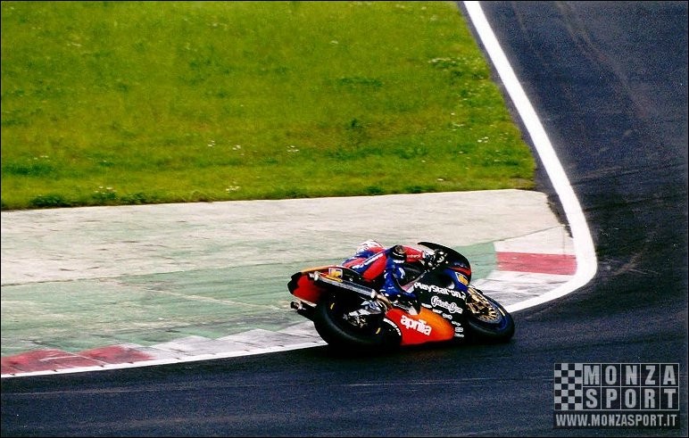 2002_monza_superbike_sbk_ 009.jpg