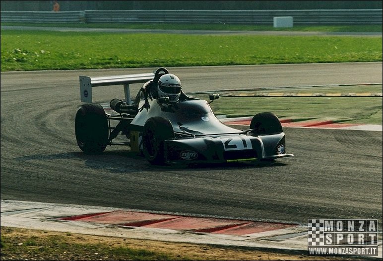 2002_monza_formula_ford_classic_ 002.jpg