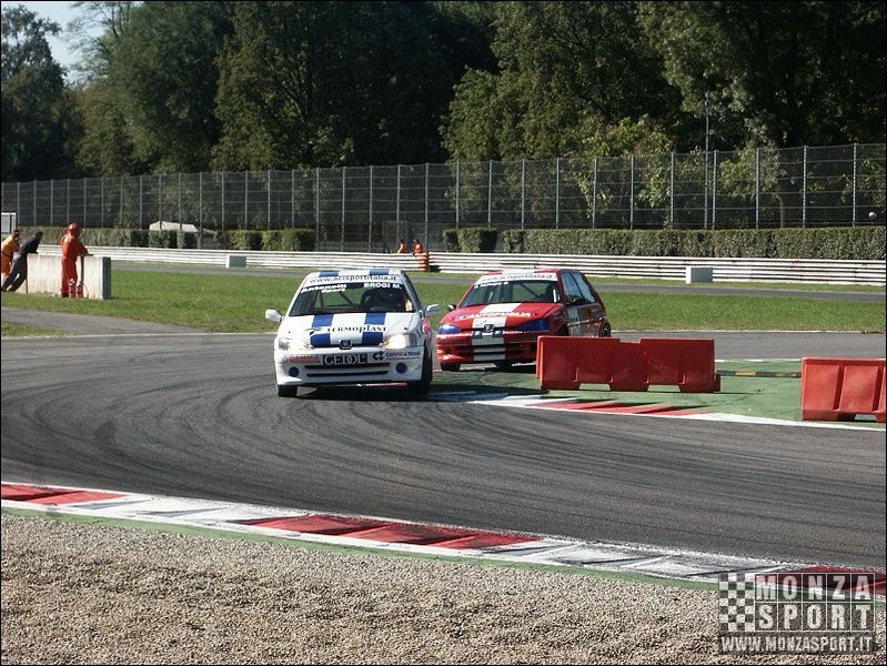 2004_monza_camp_ita_velocita_turismo_civt_ 007.jpg