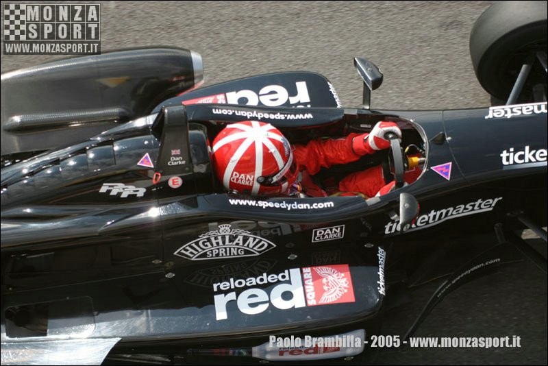 2005_campionato_inglese_formula_3_ 013.jpg