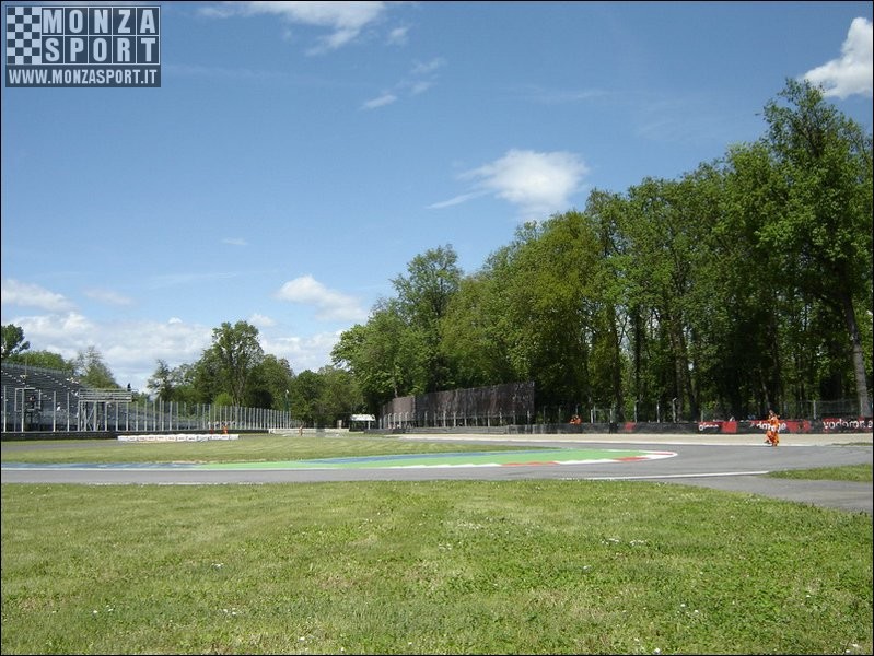 2005_monza_superbike_ 006.jpg
