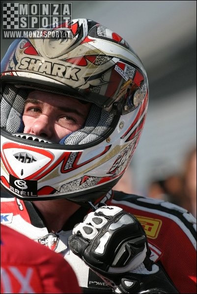 2005_monza_superbike_ 057.JPG