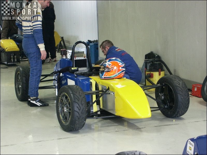 20050226test_trofeo_cadetti_formula_junior_ 017.JPG