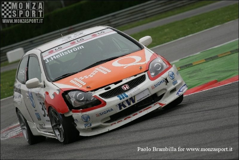 wtcc023.jpg