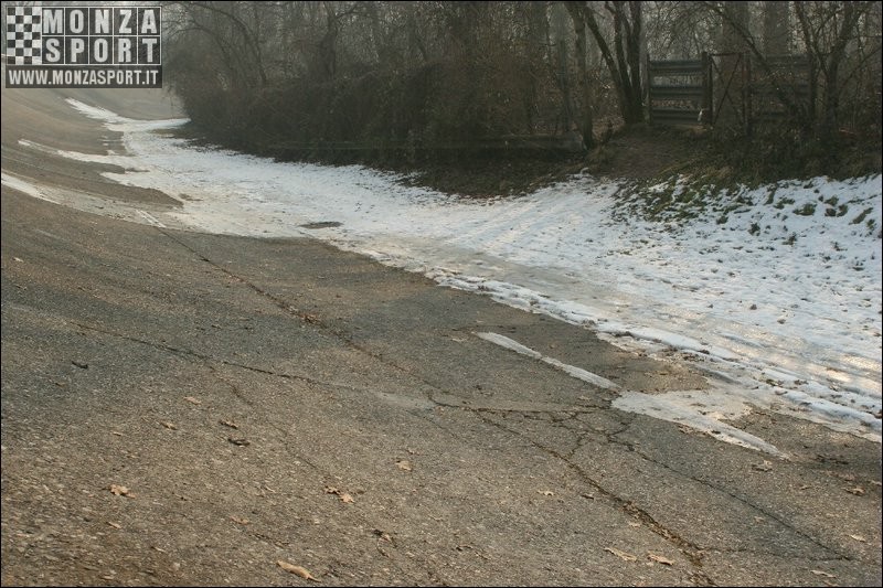 2006_monza_banking_11.JPG