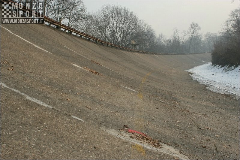 2006_monza_banking_13.JPG