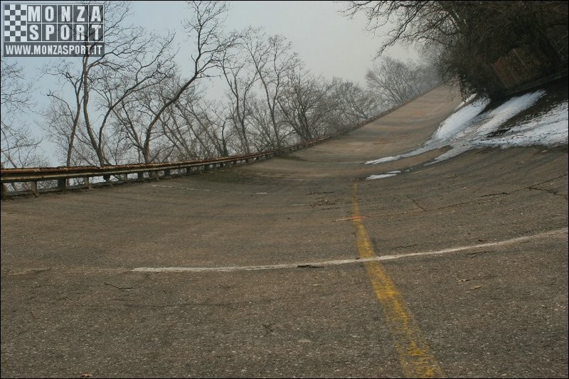 2006_monza_banking_16.JPG