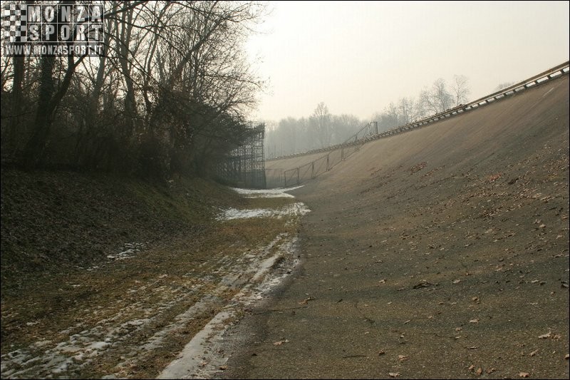 2006_monza_banking_22.JPG