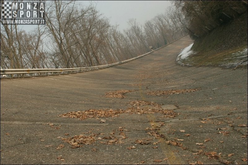 2006_monza_banking_24.JPG