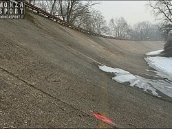2006_monza_banking_15.JPG