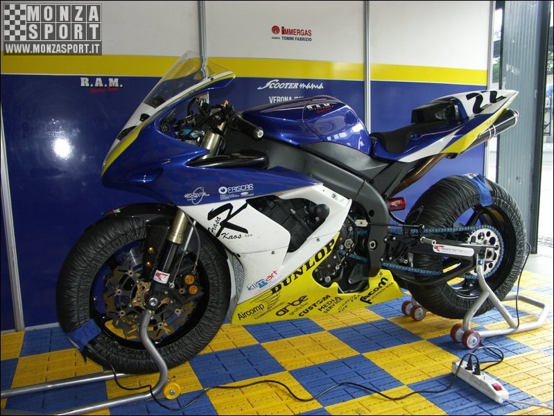 2006_monza_civ_moto_ 013.jpg