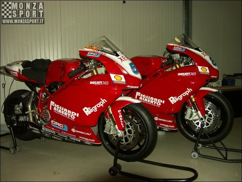2006_monza_civ_moto_ 020.jpg