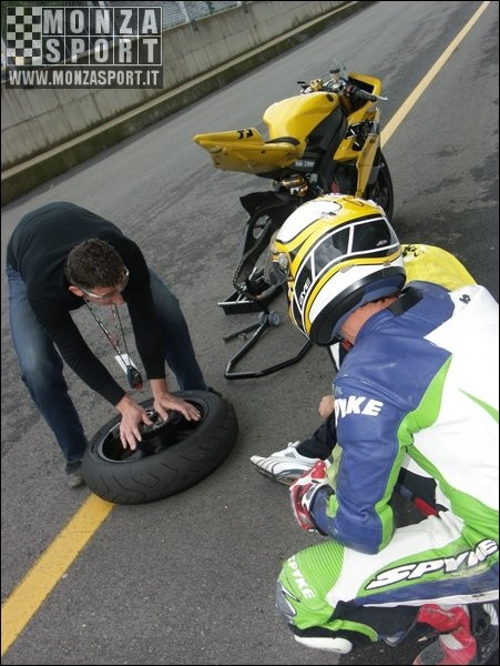 2006_monza_civ_moto_ 037.jpg