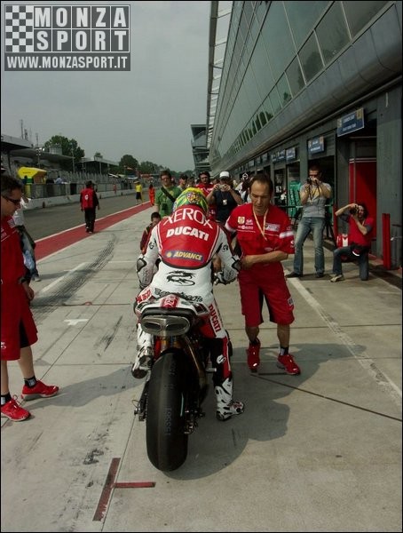 2006_monza_mondiale_superbike_ 039.jpg