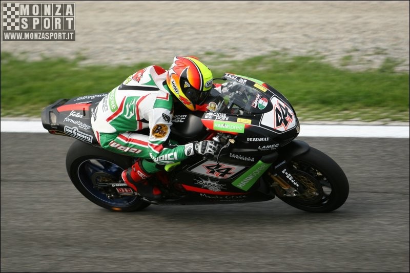 2006_monza_mondiale_superbike_ 062.jpg