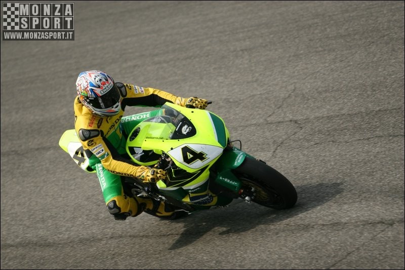 2006_monza_mondiale_superbike_ 066.jpg