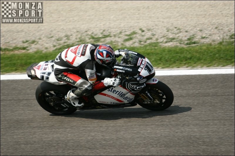 2006_monza_mondiale_superbike_ 068.jpg