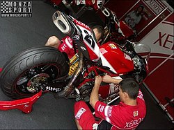 2006_monza_mondiale_superbike_ 011.jpg