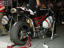 2006_monza_mondiale_superbike_ 026.jpg