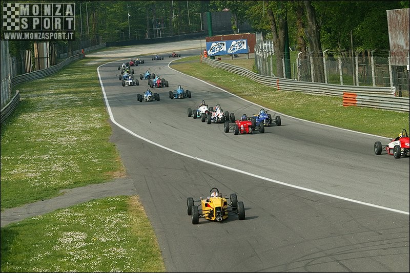 070422pb_monza_fjunior_007.jpg