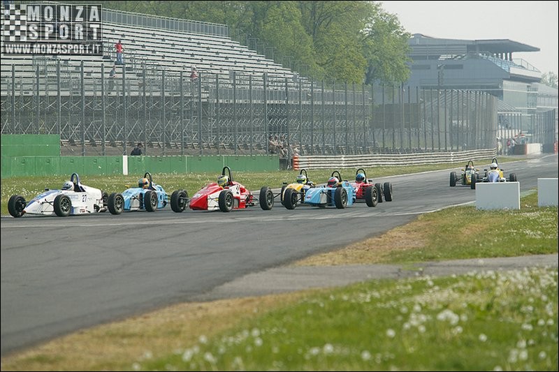 070422pb_monza_fjunior_014.jpg