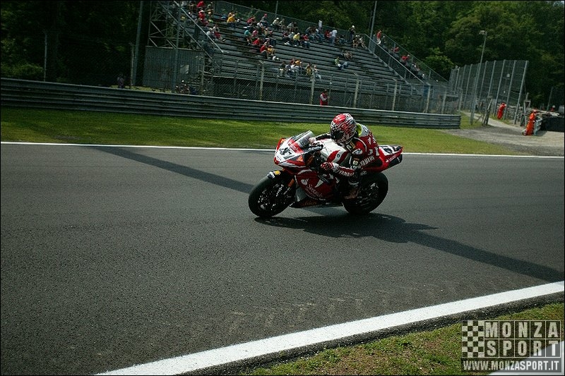 070513pb_monza_sbk_018.jpg