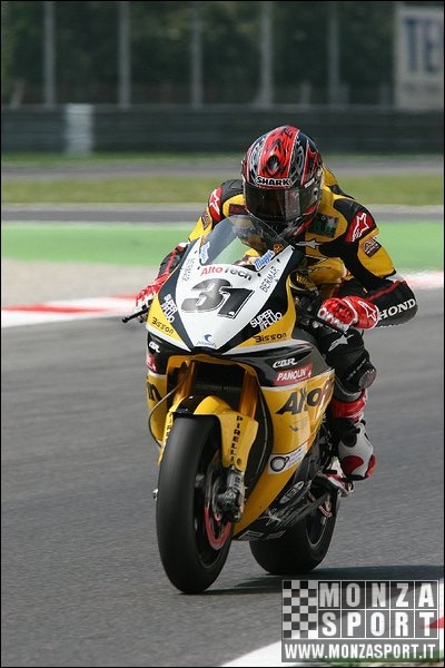 070513pb_monza_sbk_033.jpg