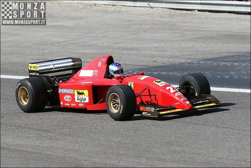 070520pb_monza_ferrarich_02.jpg