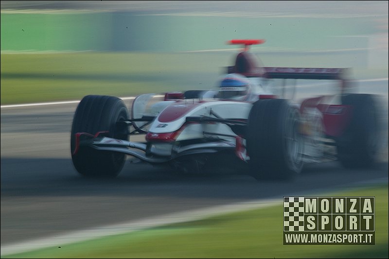 0708282931pb_monza_f1test_22.jpg
