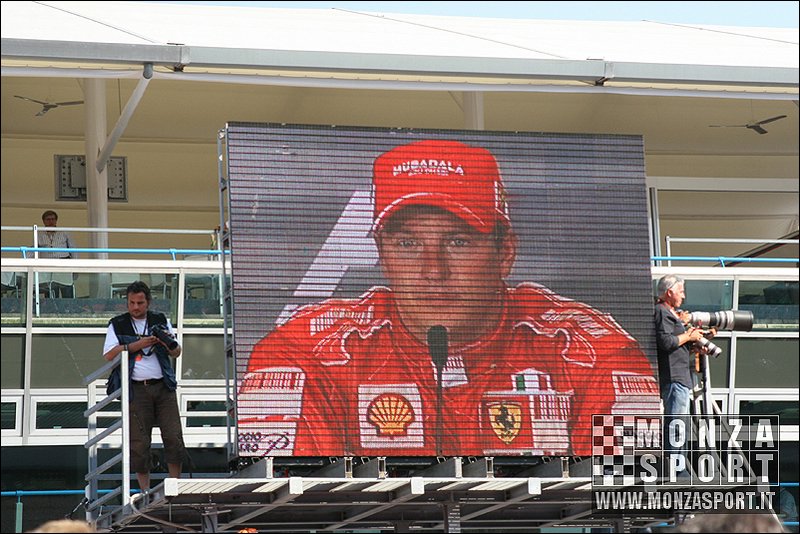 070909pb_monza_f1gp_16.jpg