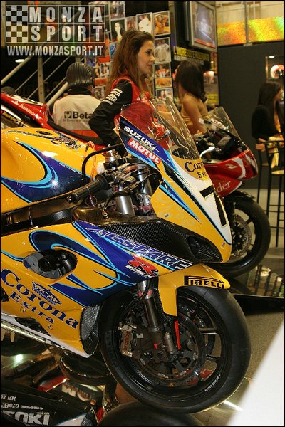 071215pb_bo_motorshow_028.jpg