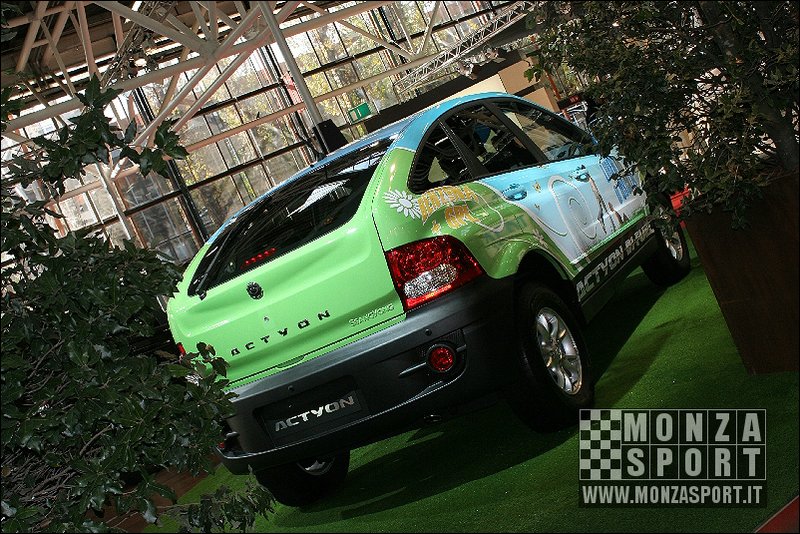 071215pb_bo_motorshow_059.jpg