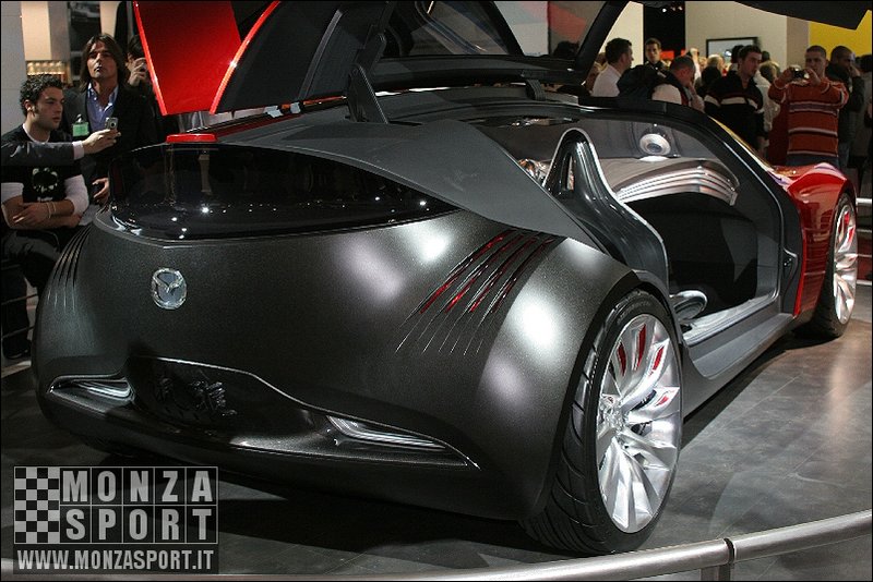 071215pb_bo_motorshow_072.jpg