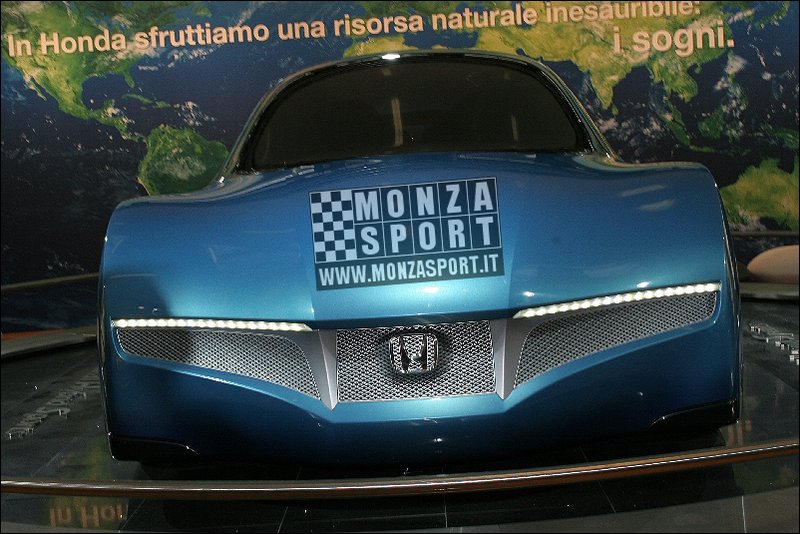 071215pb_bo_motorshow_126.jpg
