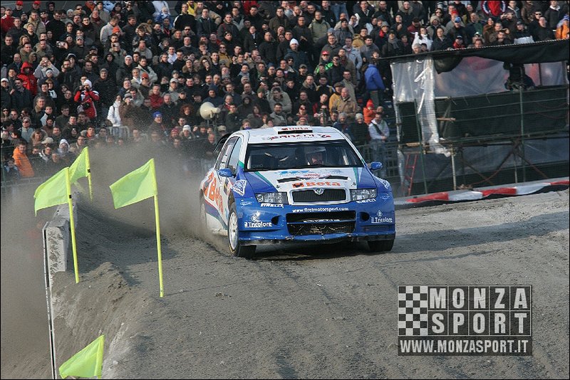 071215pb_bo_motorshow_133.jpg