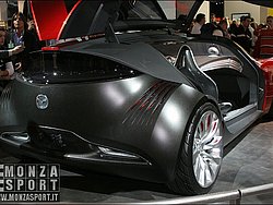 071215pb_bo_motorshow_072.jpg