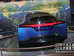 071215pb_bo_motorshow_128.jpg