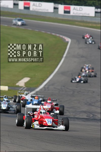 080817pb_nurburg_lms_132.jpg