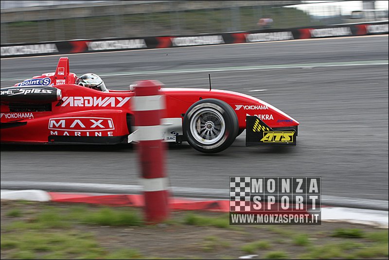 080817pb_nurburg_lms_144.jpg