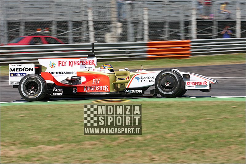 080827pb_monza_f1test_018.jpg