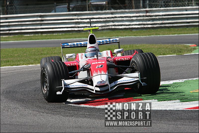 080827pb_monza_f1test_027.jpg