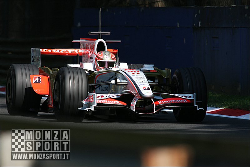 080827pb_monza_f1test_047.jpg