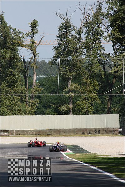 080827pb_monza_f1test_049.jpg